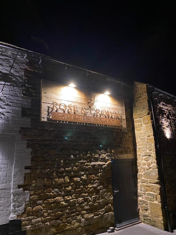 ホテルThe Rose And Crown レスター エクステリア 写真