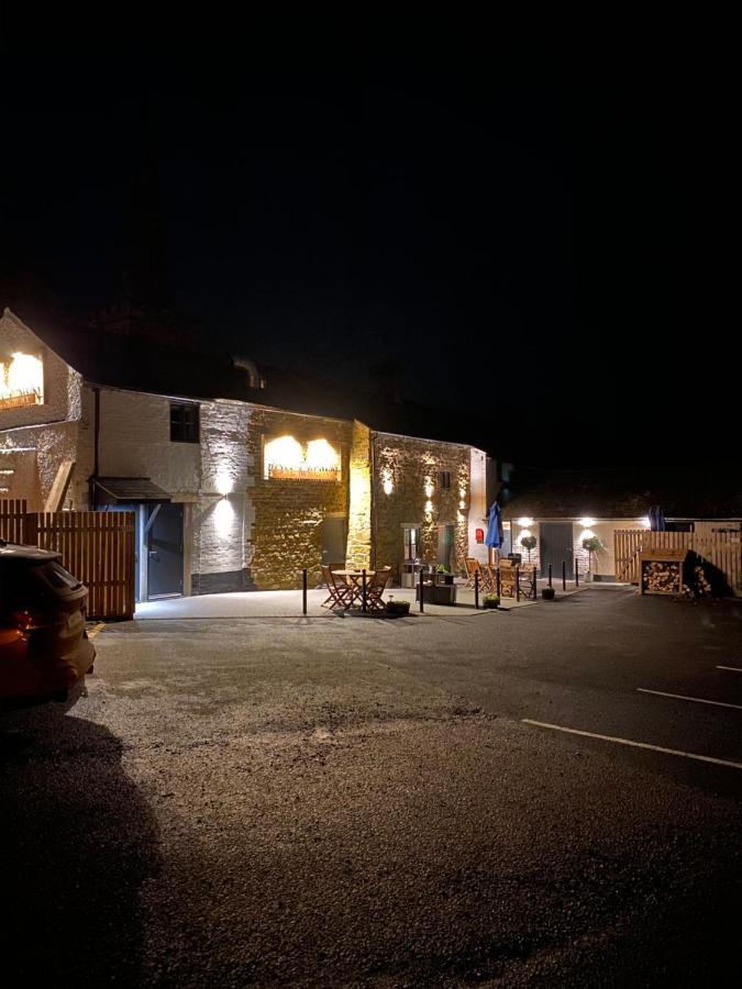 ホテルThe Rose And Crown レスター エクステリア 写真